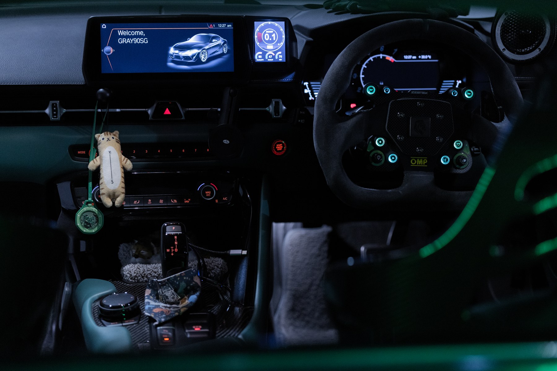 GRAY90.SG interior dash and steering wheel